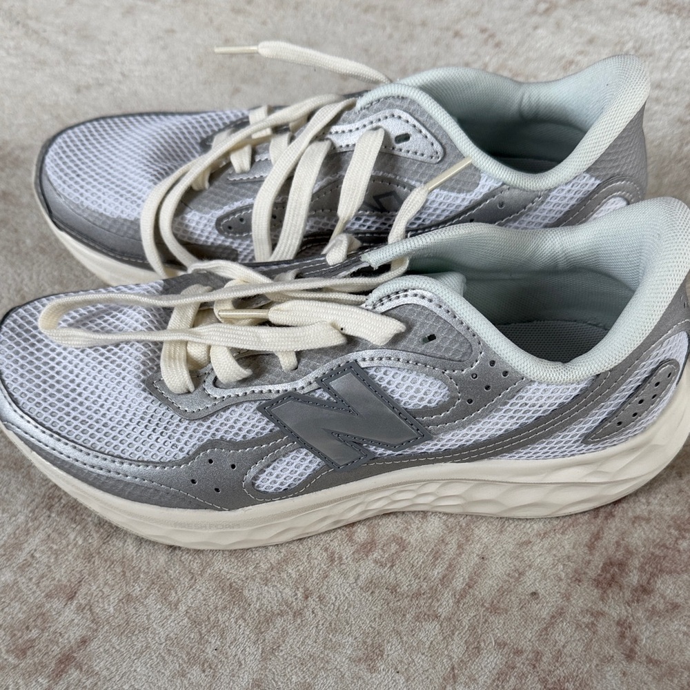 New Balance Women's Gray and Cream Sneakers
